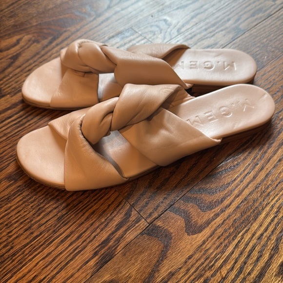 M. Gemi Natalia sand leather twisted strap slide sandals. Size 40 1/2 (9 1/2). - Picture 4 of 7